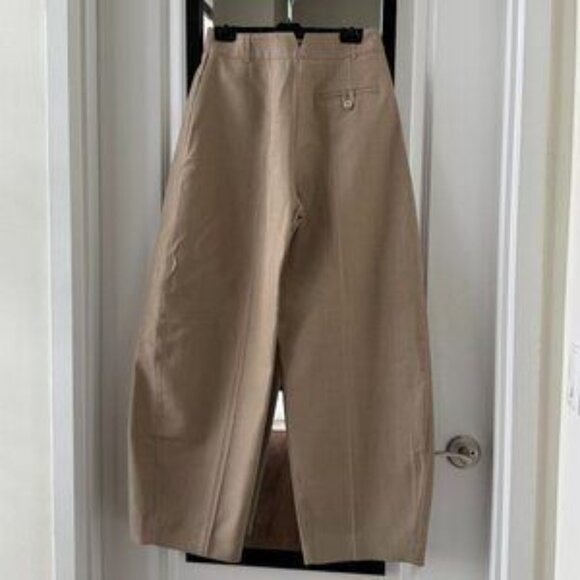 JACQUEMUS Beige 'Le pantalon Ovalo' Trousers - Picture 3 of 11